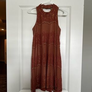 Francesca’s Boutique Mauve and Tan Lace Shift Dress - Size S